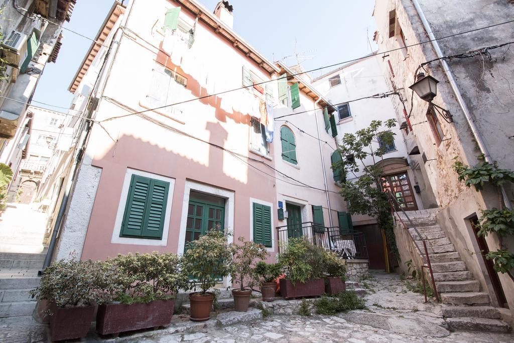 Apartment Piazza Antica 罗维尼 外观 照片